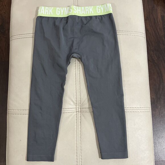 Gymshark Gray/Green Crop Women’s  Leggings Size: M - Picture 5 of 6